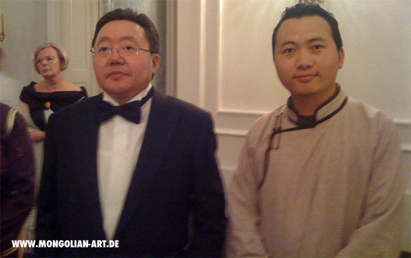 Tsakhia Elbegdorj, Präsident der Mongolei, und OTGO art, Schloss Bellevue Berlin, 29.03.2012