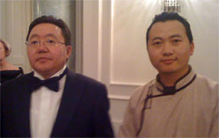 Tsakhia Elbegdorj, Präsident der Mongolei, und OTGO art, Schloss Bellevue Berlin, 29.03.2012