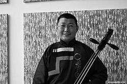 Yesuu Yesun-Erdene Bat